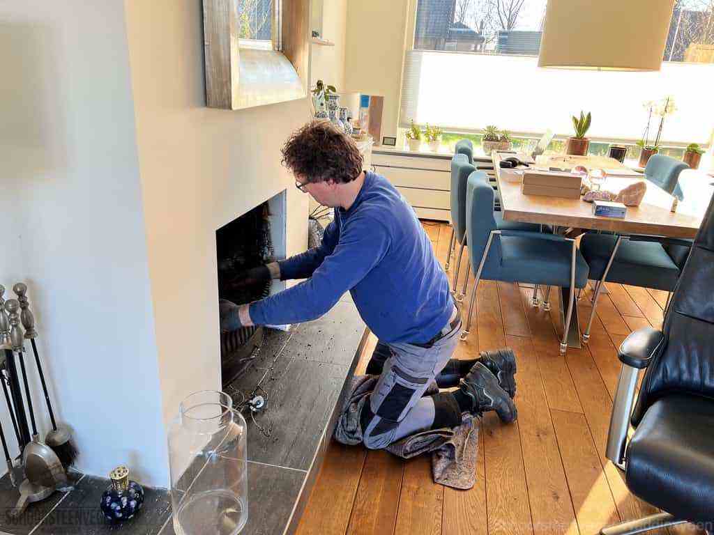 Schouwveger Waddinxveen kleed schoorsteenreiniger Schouwveger Waddinxveen kleed schoorsteenreiniger